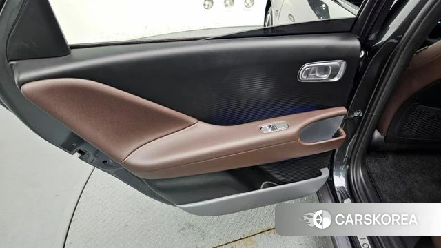 Hyundai Ionic 6 id 4579754 из Кореи 17