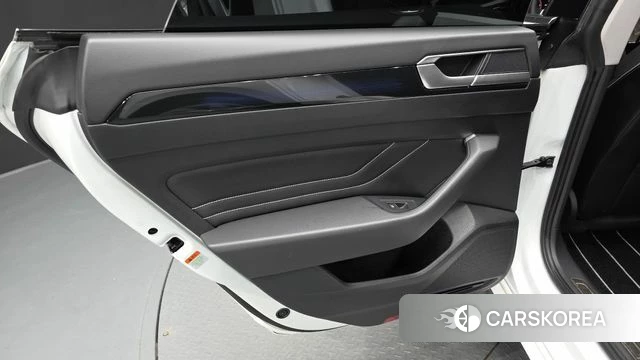 Volkswagen Arteon id 4292351 из Кореи 17