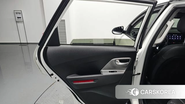 Kia Niro Plus id 4792576 из Кореи 17