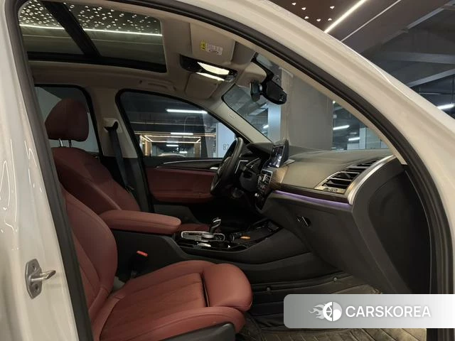 BMW X3 id 4334842 из Китая 17
