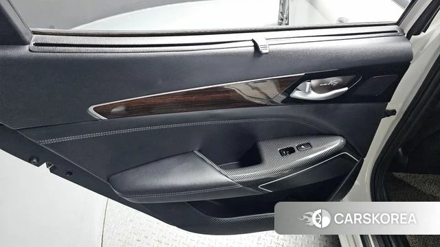 Kia Come New K7 id 4595380 из Кореи 17