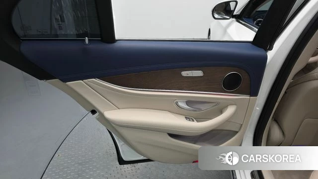 Mercedes-Benz E-Class W213 id 4435297 из Кореи 17