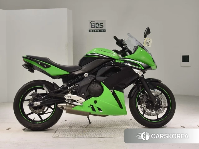 Проданный Kawasaki NINJA 400R 2011 из Японии