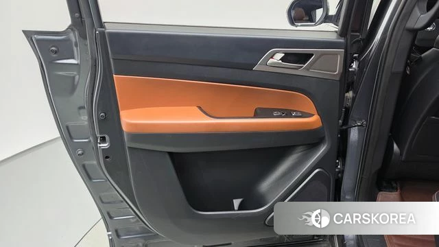Ssangyong Rexton Sports id 4746916 из Кореи 17