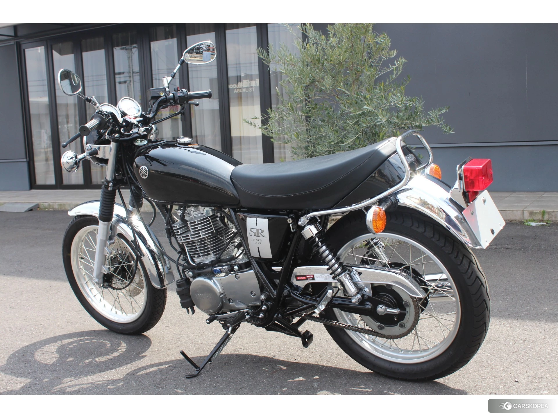 Yamaha SR 400 id 3946406 из Японии 17