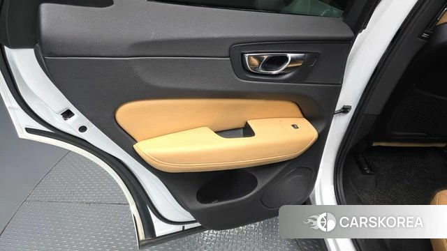 Volvo XC60 second Generation id 4496901 из Кореи 17