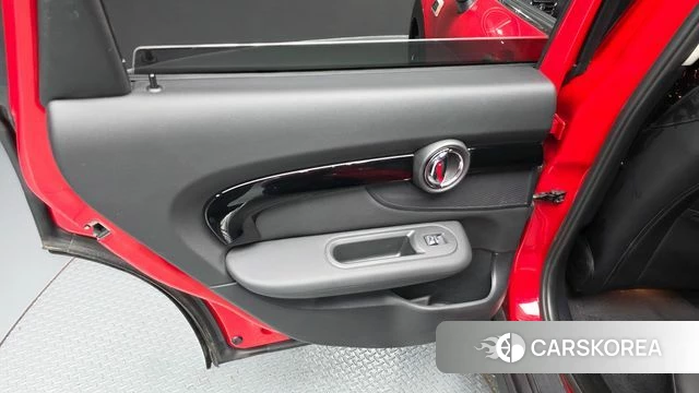 Mini Cooper Clubman id 4302554 из Кореи 17