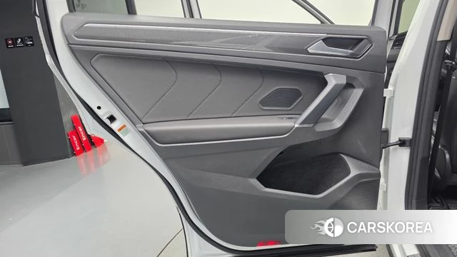 Volkswagen Tiguan Allspace id 4620505 из Кореи 17