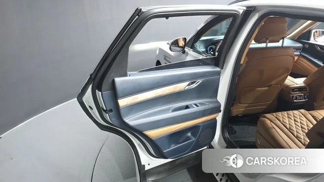 Genesis GV80 id 4303012 из Кореи 17