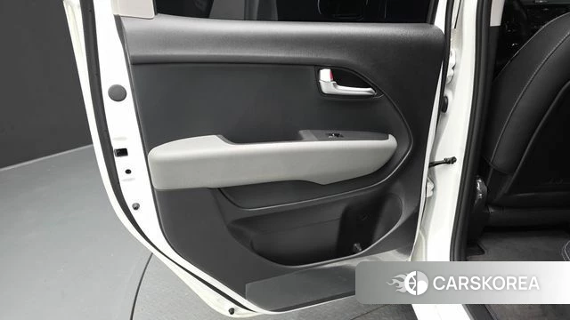 Kia The New Kia Ray id 4242717 из Кореи 17