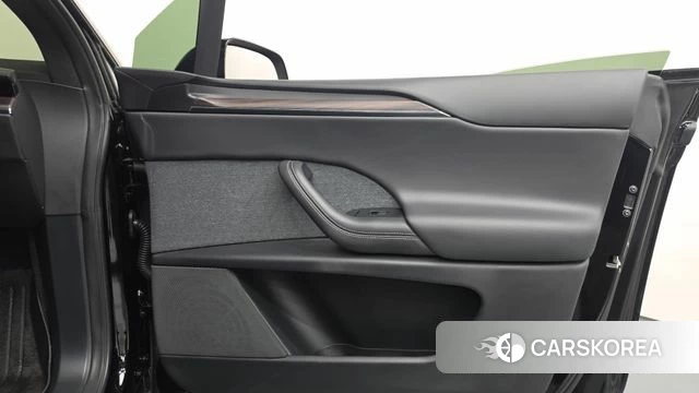 Tesla Model X id 4870425 из Кореи 17