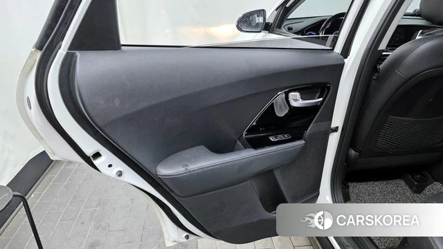 Kia The New Niro id 4350938 из Кореи 17