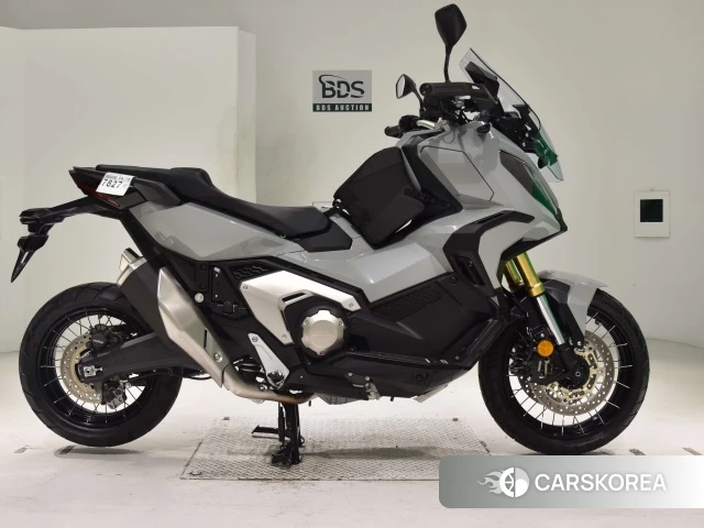 Проданный Honda X-ADV 750 2024 из Японии, фото 2
