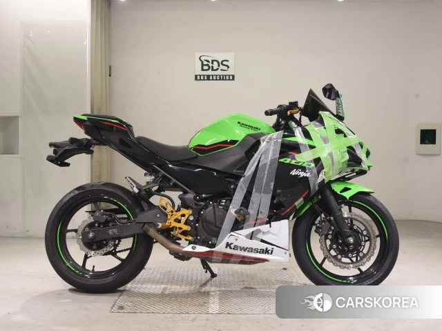 Проданный Kawasaki NINJA 400 2022 из Японии
