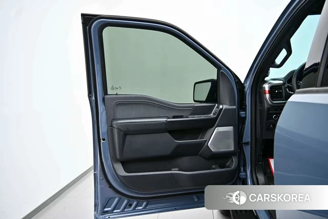 Ford F-150 Raptor id 4394140 из Китая 17