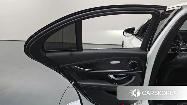 Mercedes-Benz E-Class W213 id 4542464 из Кореи 17