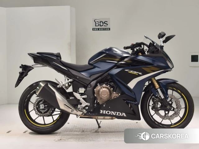 Проданный Honda CBR400R 2022 из Японии