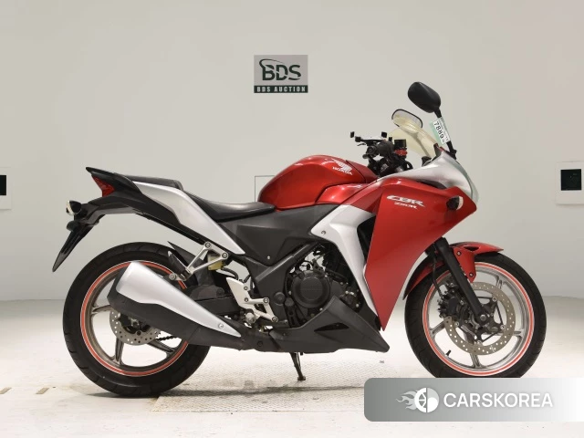 Проданный Honda CBR250R 2011 из Японии, фото 2