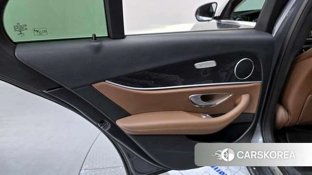 Mercedes-Benz E-Class W213 id 4225550 из Кореи 17