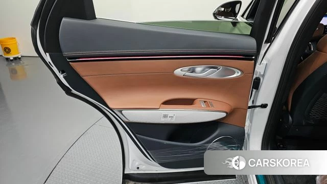 Genesis GV70 id 4515655 из Кореи 17