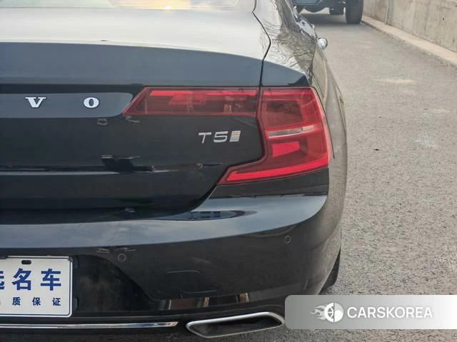 Volvo S90 id 3889836 из Китая 17