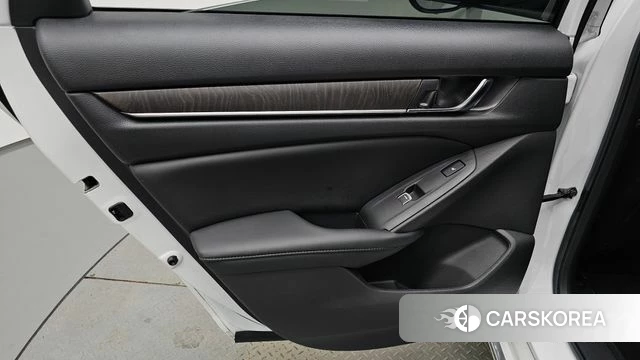 Honda Accord 10th Generation id 4550103 из Кореи 17