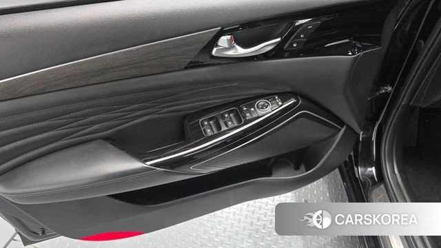 Kia K7 Premier Hybrid id 4923333 из Кореи 17