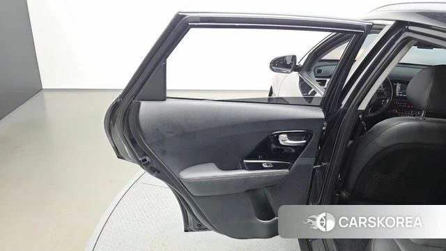 Kia Niro id 4483406 из Кореи 17