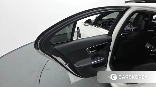 Mercedes-Benz C-Class W206 id 4697264 из Кореи 17