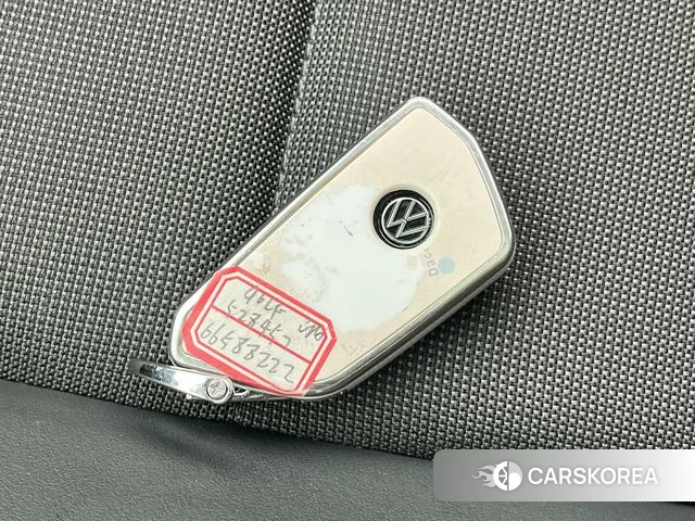 Volkswagen Golf id 4279069 из Китая 17