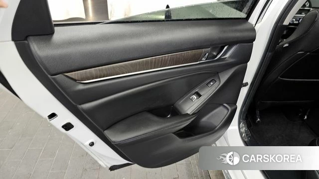 Honda Accord 10th Generation id 4351120 из Кореи 17