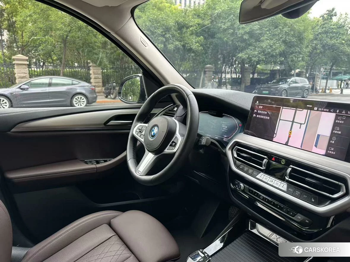 BMW iX3 id 4441325 из Китая 17