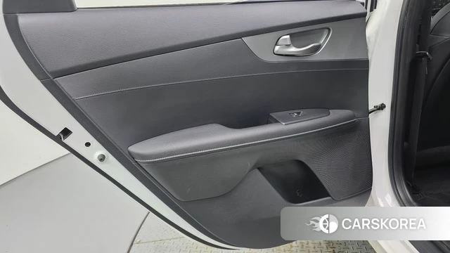 Kia Come New K3 id 4651437 из Кореи 17