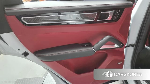 Porsche Cayenne (PO536) id 4422179 из Кореи 17