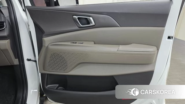 Kia The New Carnival 4th Generation id 4421578 из Кореи 17