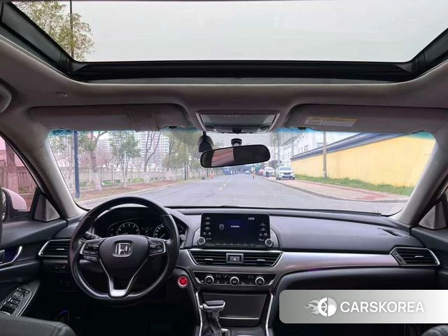 Honda Accord id 3889849 из Китая 17