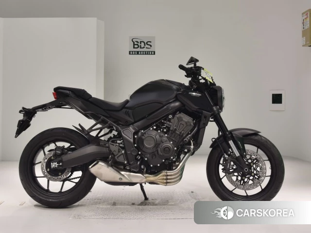Проданный Honda CB650R 2023 из Японии