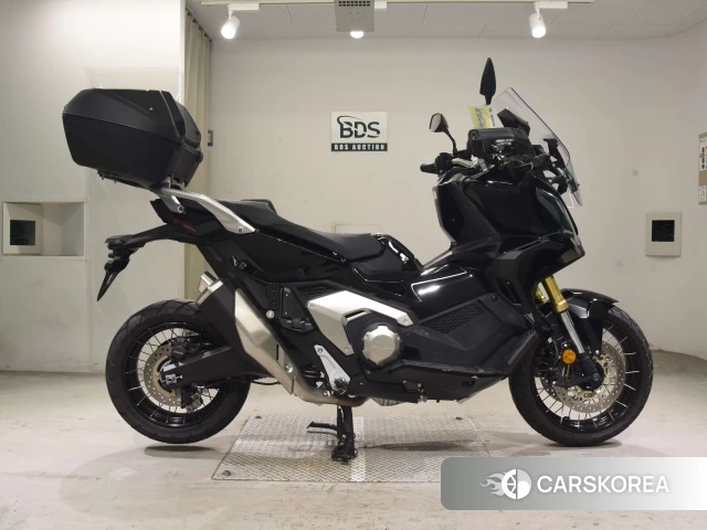 Проданный Honda X-ADV 750 2022 из Японии