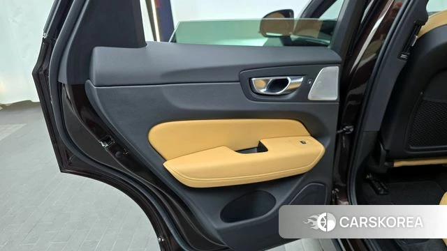 Volvo XC60 second Generation id 4309930 из Кореи 17