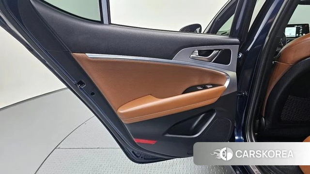 Genesis G70 id 4225356 из Кореи 17