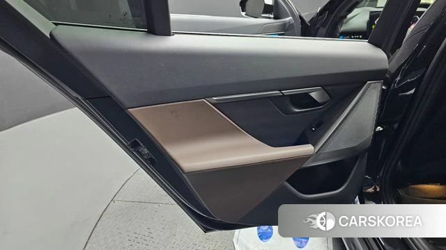 BMW 5 Series (G60) id 4222807 из Кореи 17