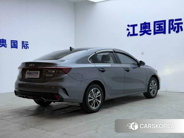 Kia K3 id 4182547 из Китая 17