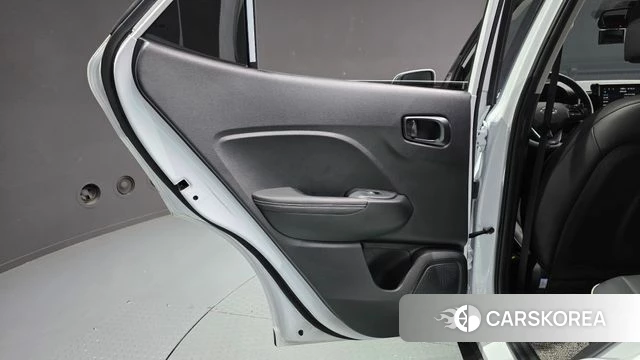 Hyundai Venue id 4700701 из Кореи 17