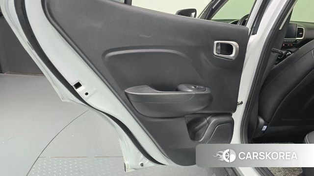 Hyundai Venue id 4549758 из Кореи 17