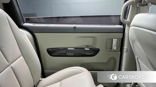 Kia All New Carnival id 4430490 из Кореи 17