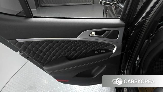 Genesis G70 id 4295175 из Кореи 17