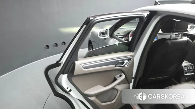 Porsche Macan id 4631946 из Кореи 17