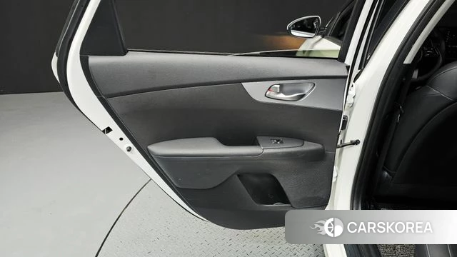 Kia The New K3 2nd generation id 4848966 из Кореи 17