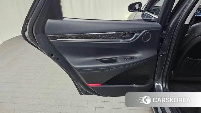 Hyundai Grandeur IG id 4203935 из Кореи 17