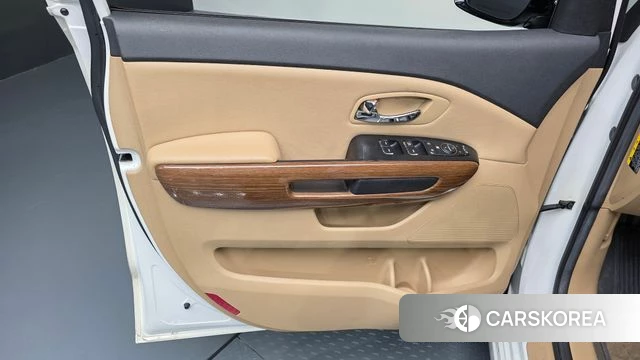 Kia All New Carnival id 4776413 из Кореи 17